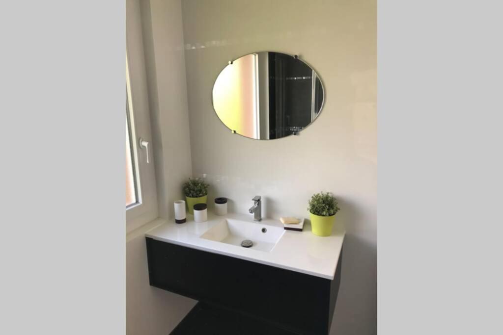 Appartement Avec Vue Imprenable Sur La Mer Трувил сюр Мер Екстериор снимка